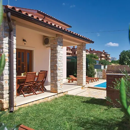 Holiday home 2 Bedroom Cozy In