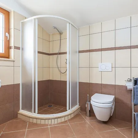 2 Bedroom Cozy In *
